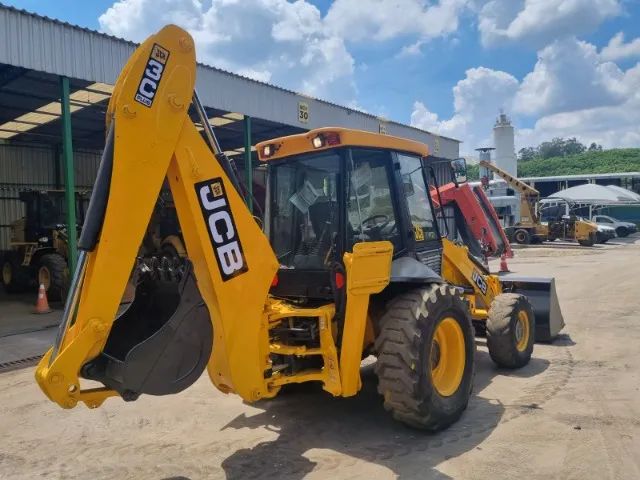 Retroescavadeira JCB 4CX 2012  - Foto 3