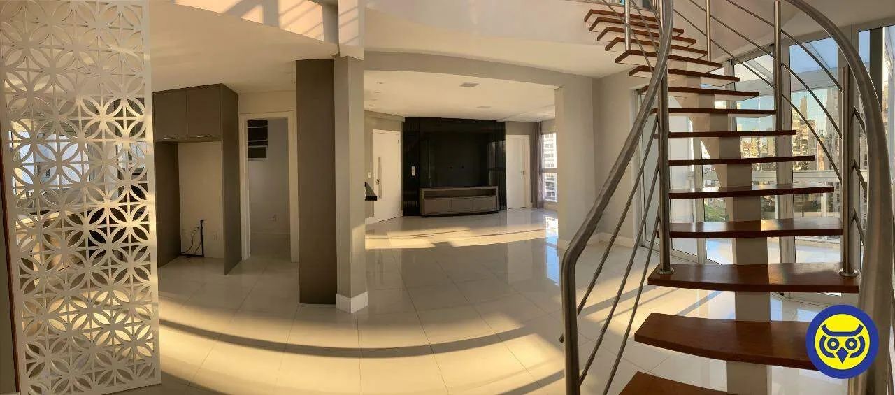 COBERTURA DUPLEX DE ALTO PADRÃO PARA LOCAÇÃO  AV. TROMPOWSKY CENTRO DE FLORIANÓPOLIS - Foto 2