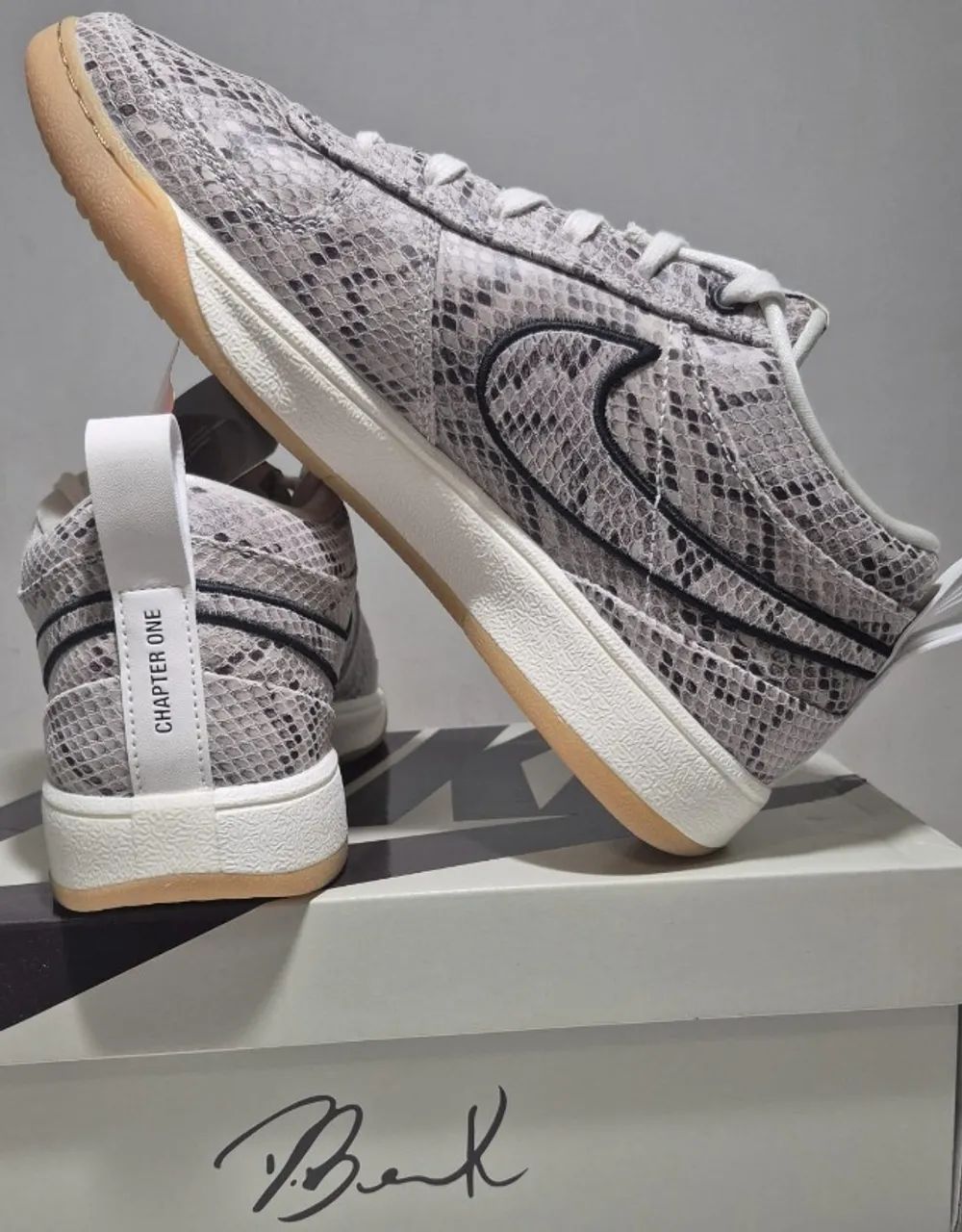 Tênis Nike Book 1 LEA Masculino - Light Orewood Brown - Nº 42