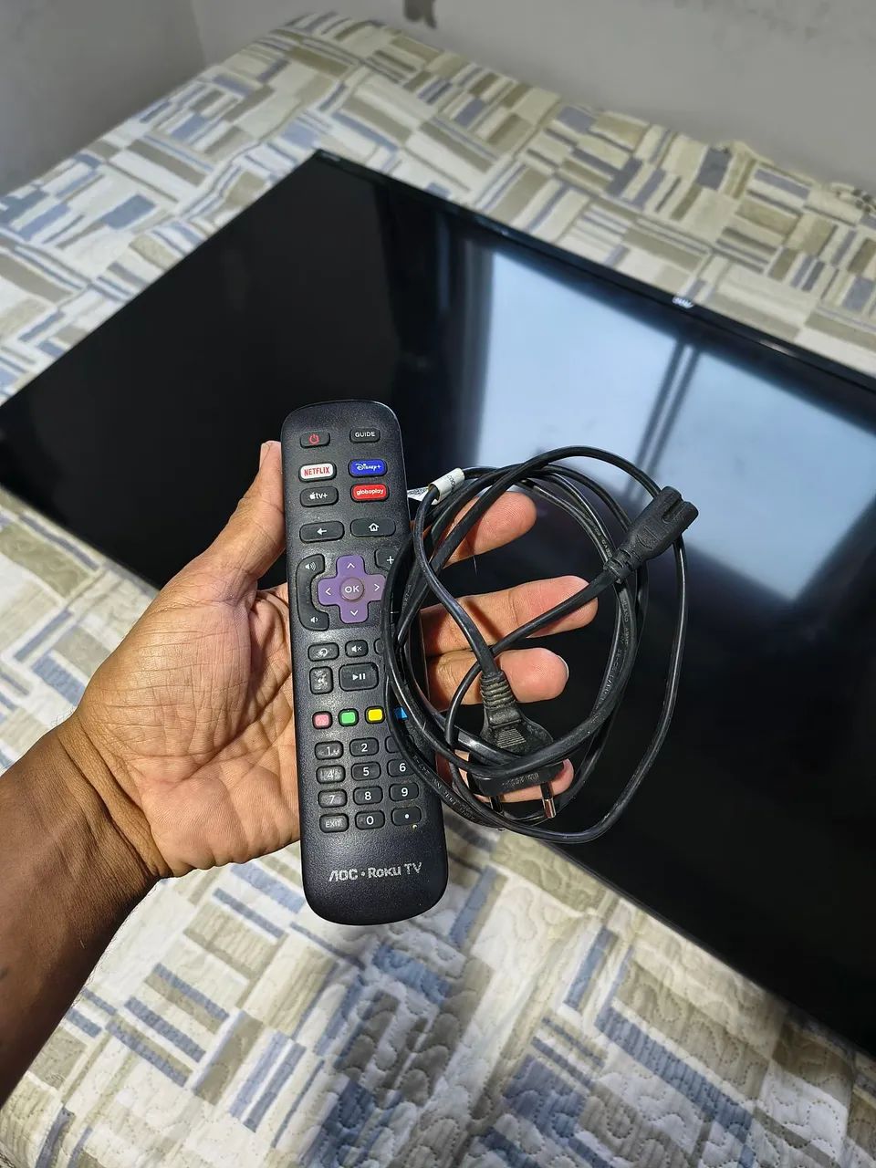 TV AOC Roku 50" COM DEFEITO - Foto 3