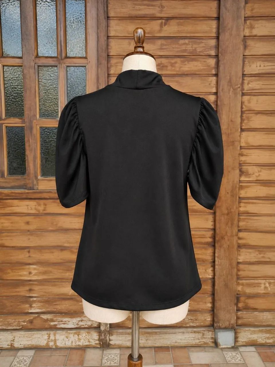 Blusa preta básica de gola alta  - Foto 3