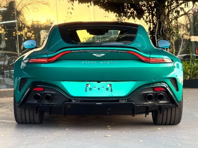Aston Martin Vantage S Coupe 4.0 V8 680cv, foto 8 de 20