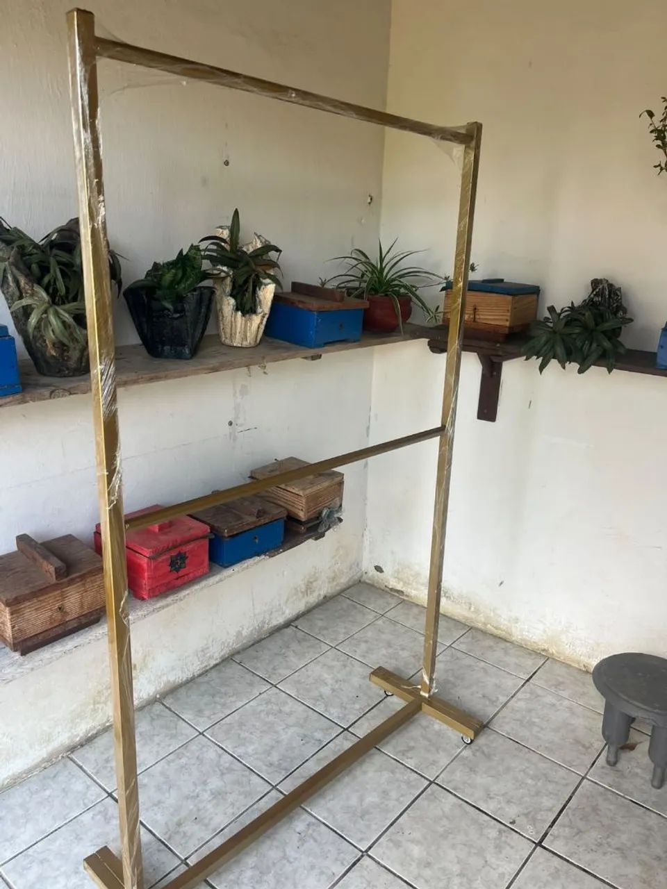 Araras de roupas  - Foto 4