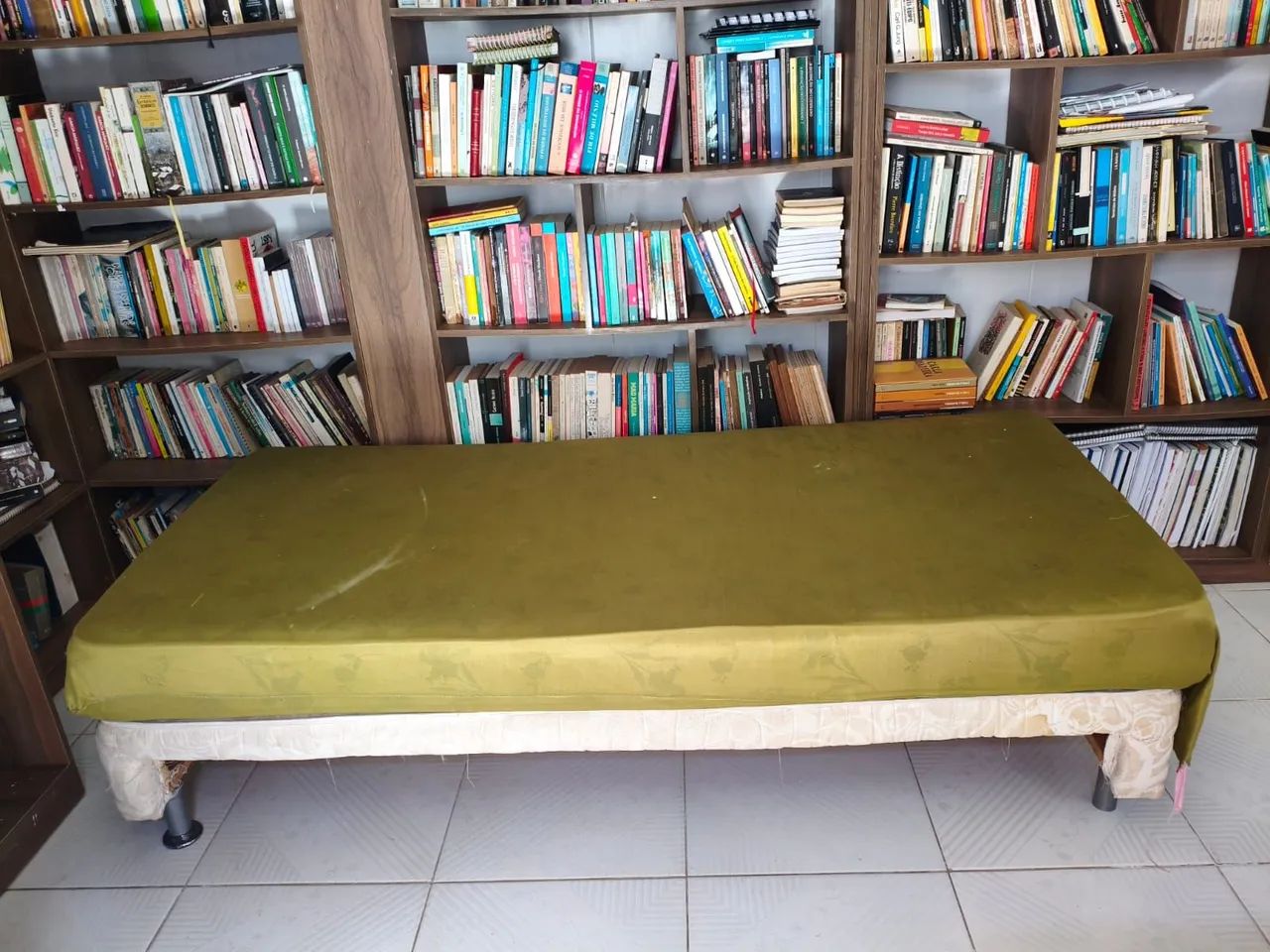 Cama de solteiro 