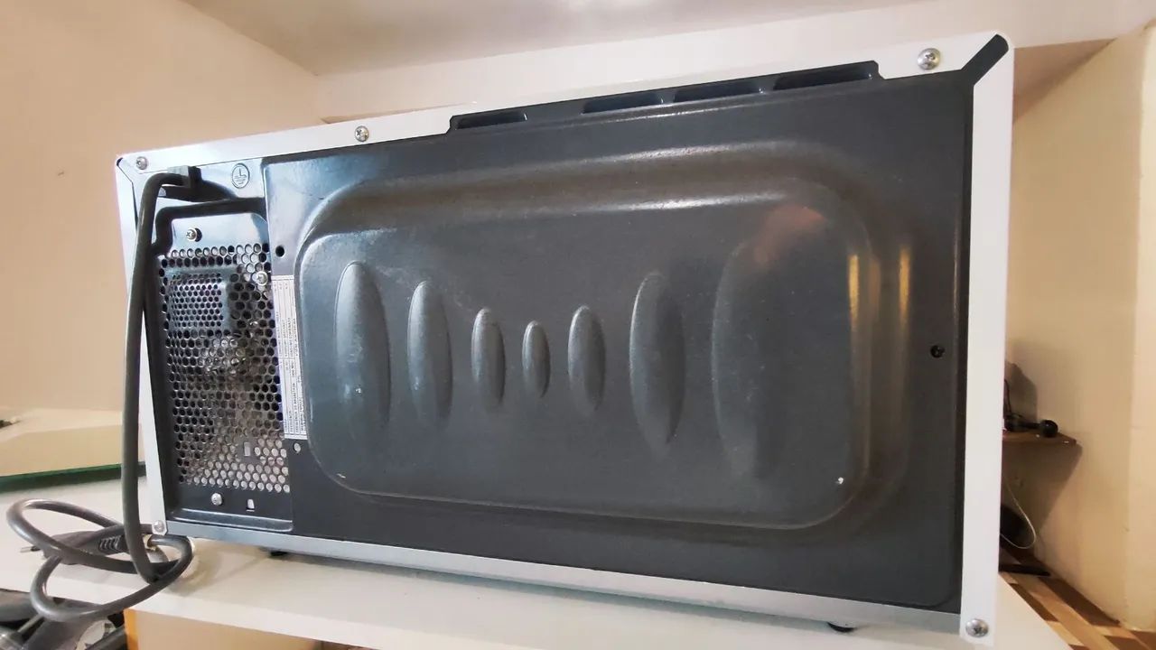 Microondas LG 30L 220V  - Foto 5