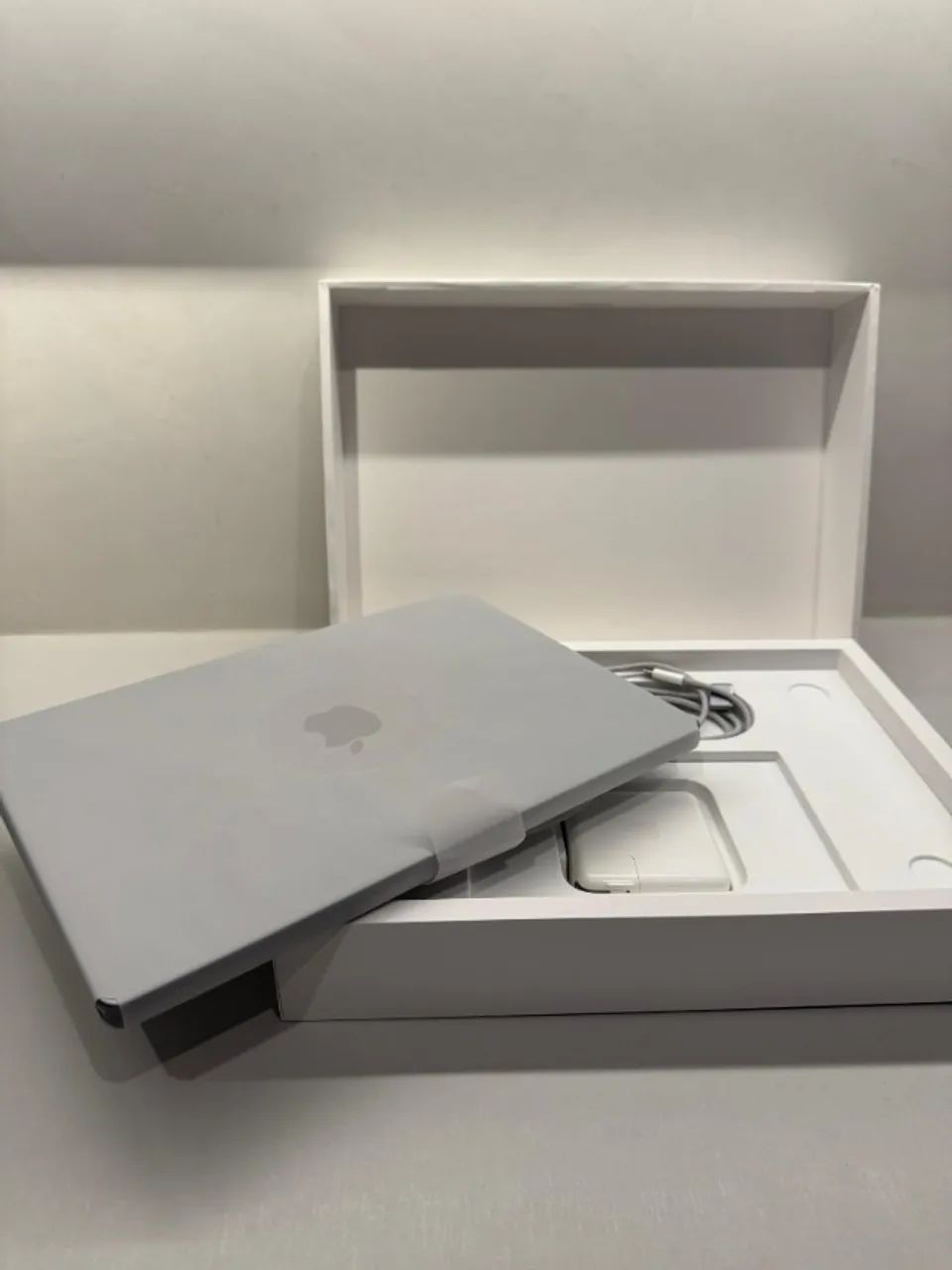 【極良品】MacBook Pro 14インチ M2 Pro 16GB/512GB MacBook Pro 14