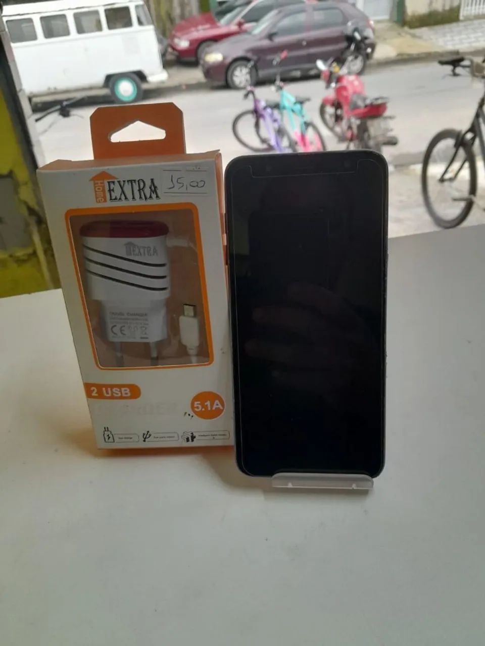 Celular Samsung j8 64 gigas 