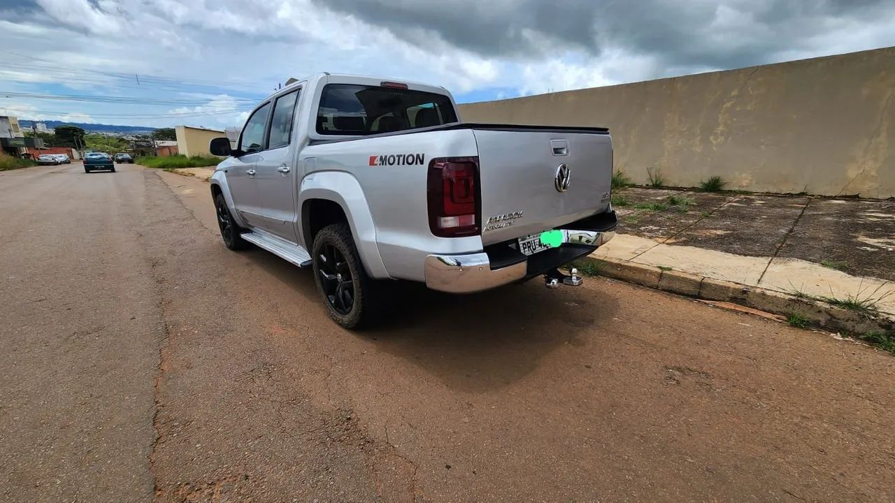 Volkswagen Amarok AMAROK High.CD 2.0 16V TDI 4x4 Dies. Aut 2015
