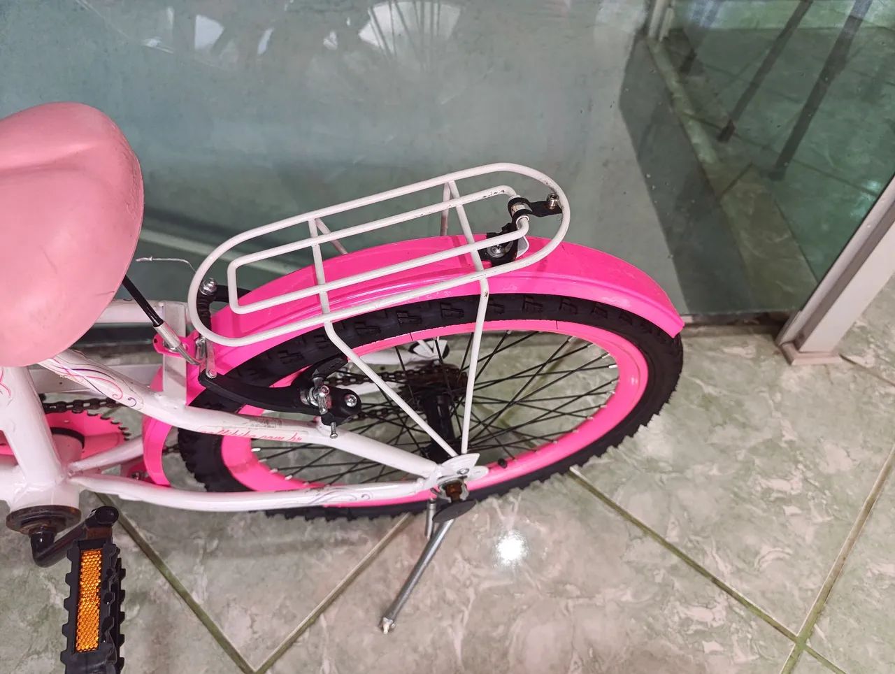 Bicicleta infantil aro 20 - Foto 3