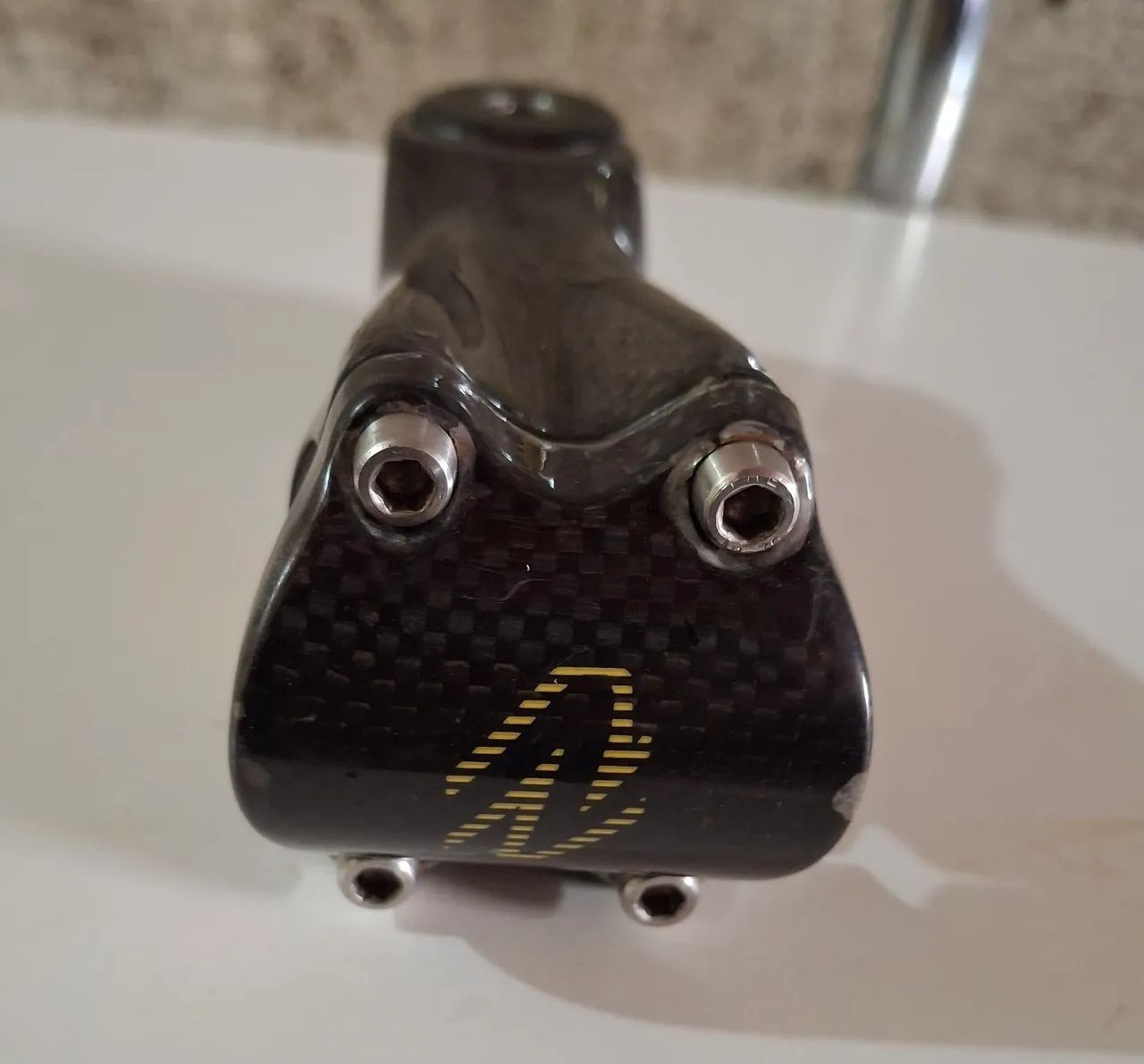 Mesa em carbono 100m - Foto 3