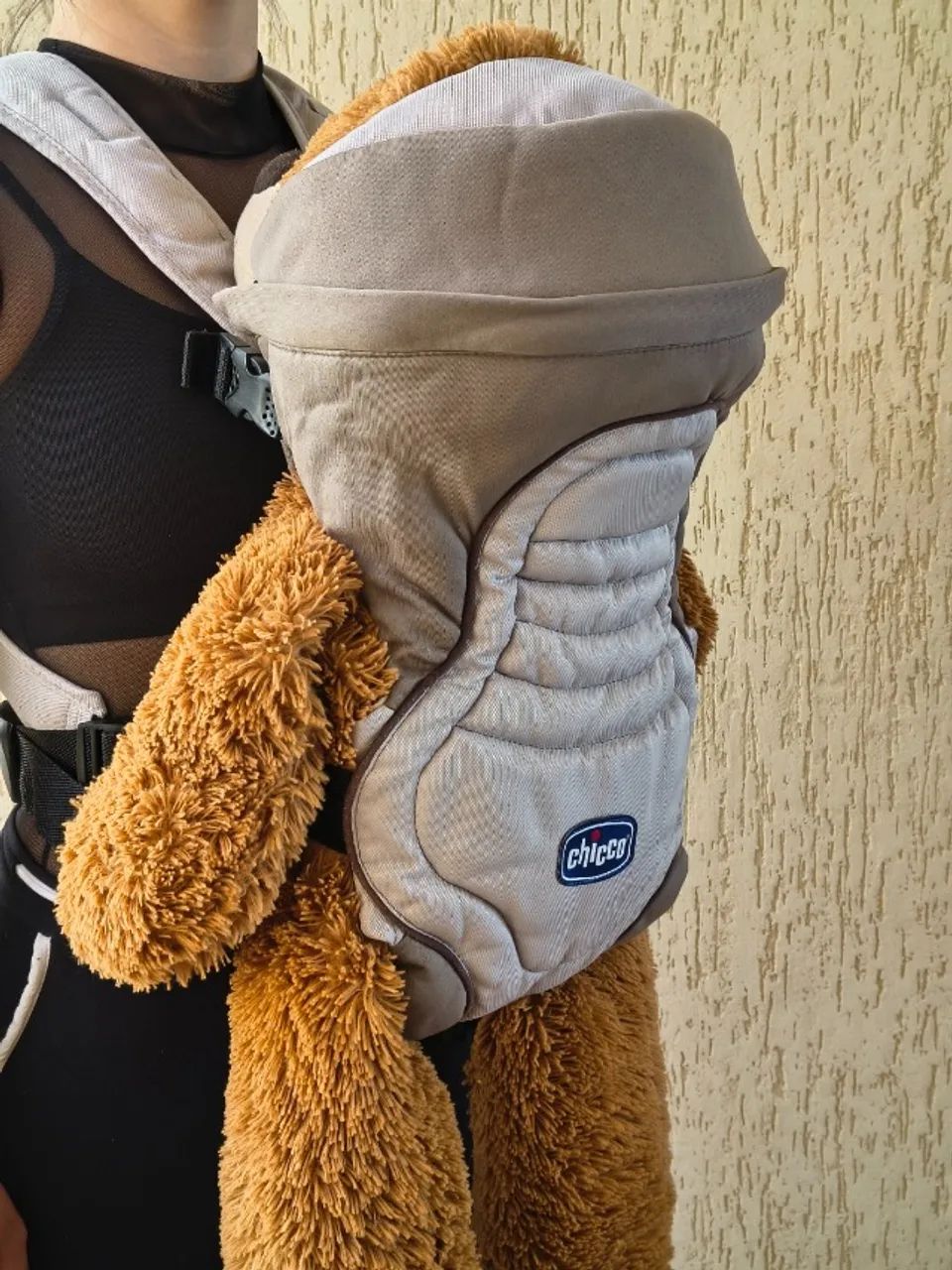 Canguru para Bebê Chicco Original Bege - Super Confortável e Seguro - Foto 2