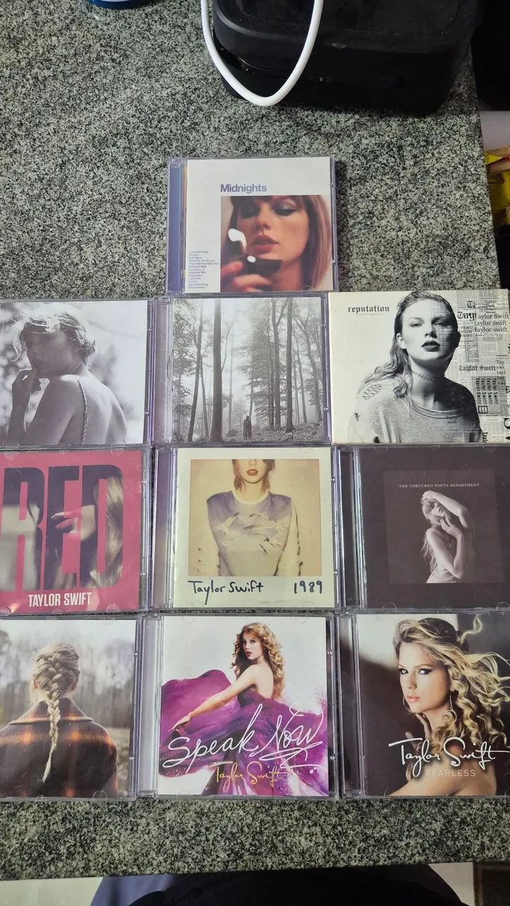 Coleção taylor swift - CDs, DVDs etc - Sul (Águas Claras Coleção taylor swift - CDs, DVDs etc - Sul (Águas Claras