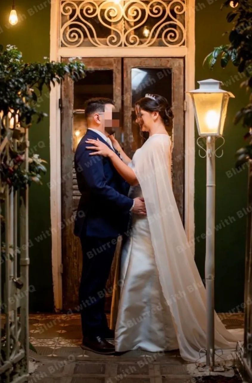 Vestido de Noiva Off white com capa removível  - Foto 5