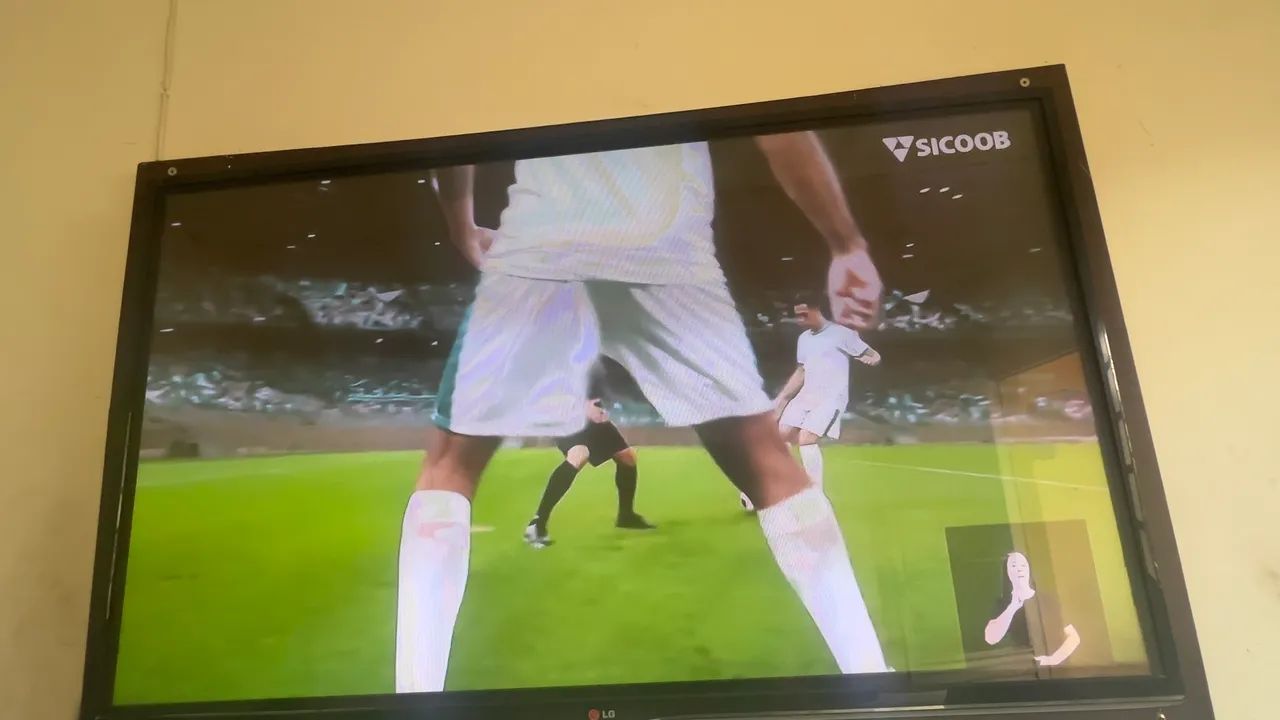 Vendo Tv Smart LG 50 polegadas o primeiro q vê leva 