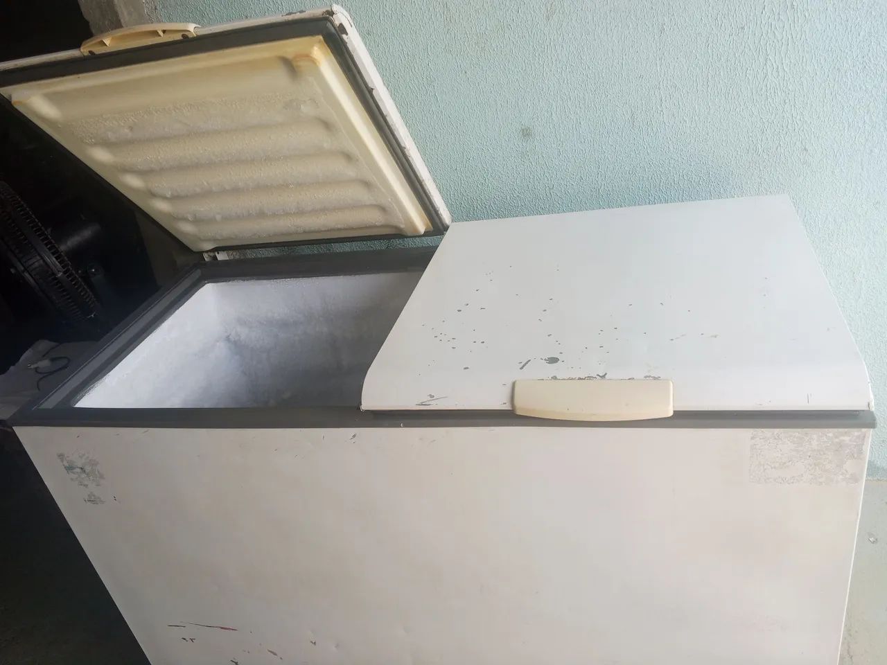 vendo freezer duas portas  - Foto 2
