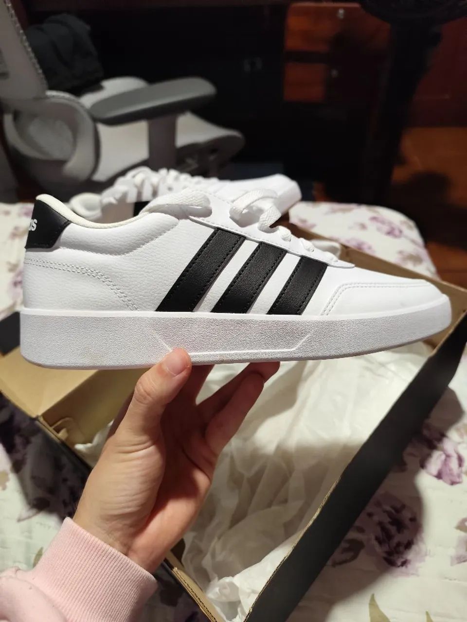 Tênis Adidas - Foto 4