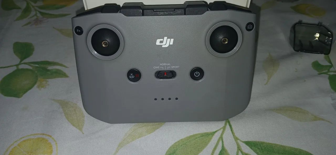Vende se drone dji mini 2