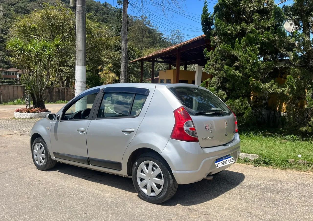 Renault Sandero PRIVILÈGE HI-FLEX 1.6 8V 5P 2009