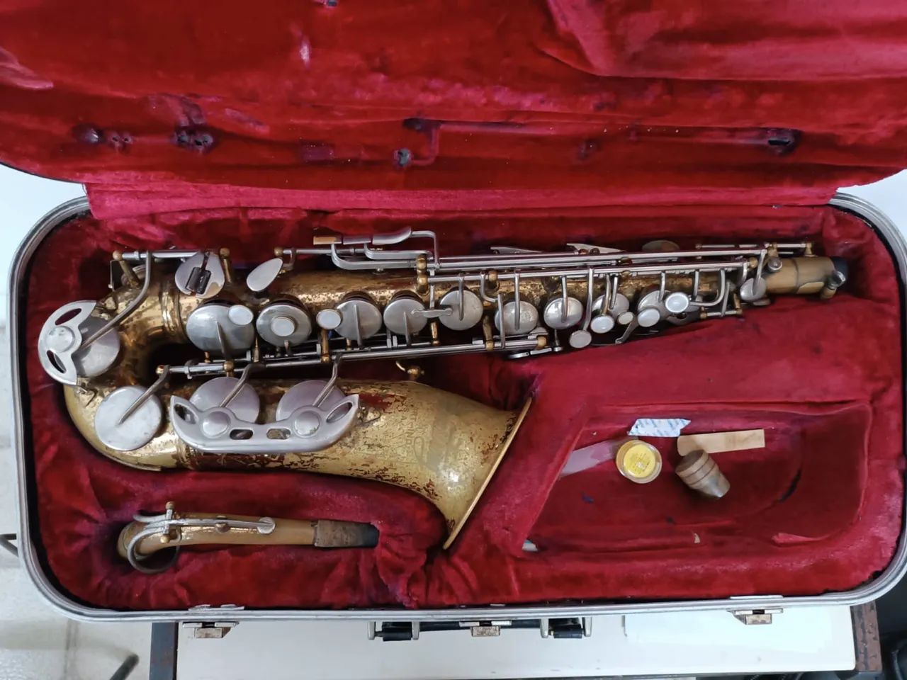 Saxofone Alto Elkhart - EUA - Foto 4