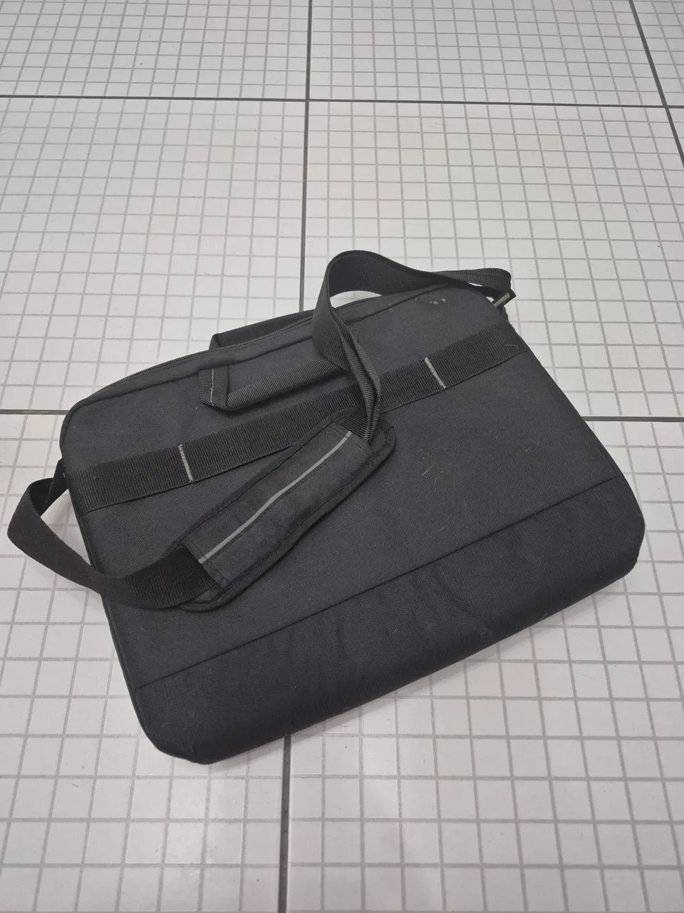 Mala para Notebook LapTop Alça Lateral - Case Logic - Foto 4