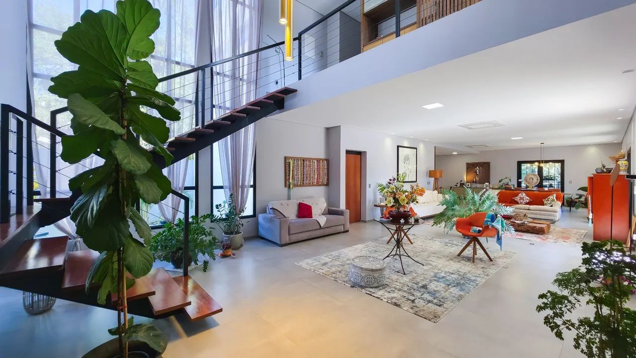 Casa de Condomínio à venda com 570m², 4 quartos e 8 vagas