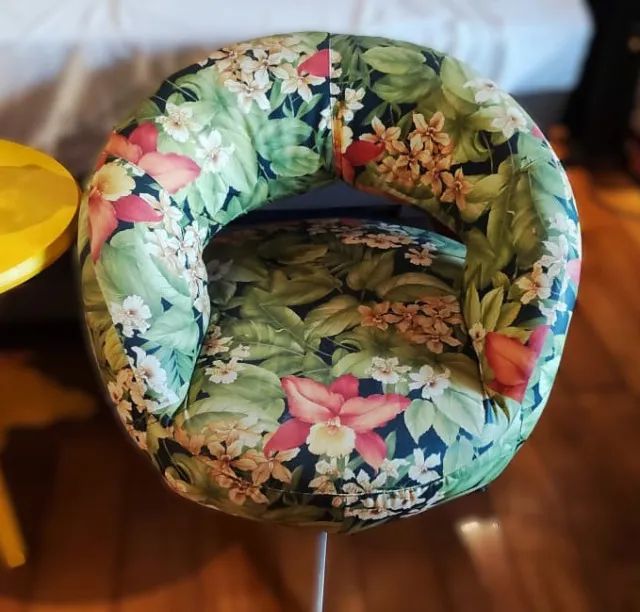 Cadeiras giratórias com estampa - vendo por unidade ou o conjunto - Foto 2