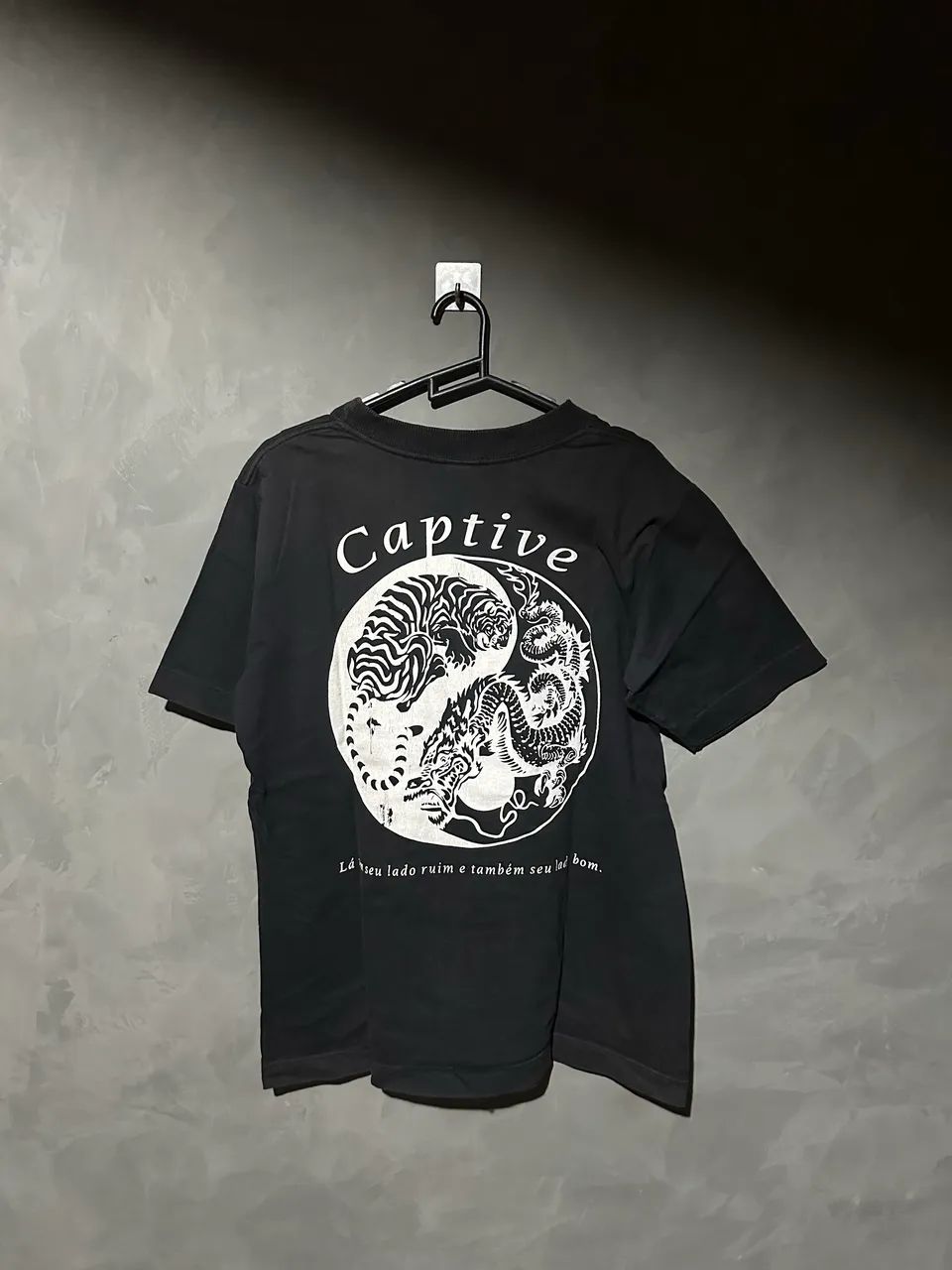 Camiseta Captive P - Original 