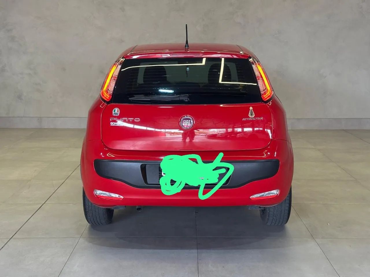 Fiat Punto ESSENCE 1.6 DUALOGIC FLEX 2013