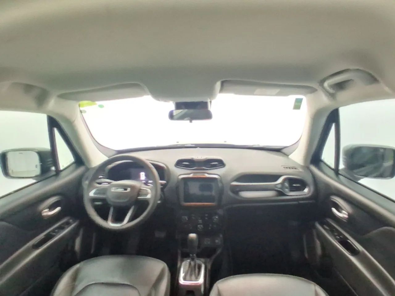 Jeep Renegade Long. T270 1.3 TB 4x2 Flex Aut., foto 15 de 18