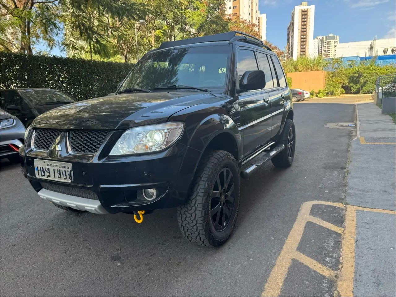Mitsubishi Pajero 2011