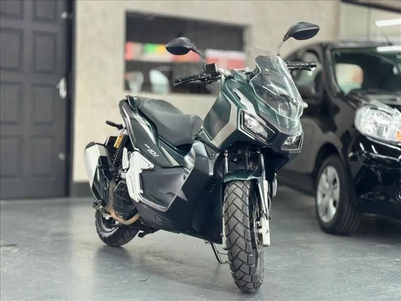 Honda Adv