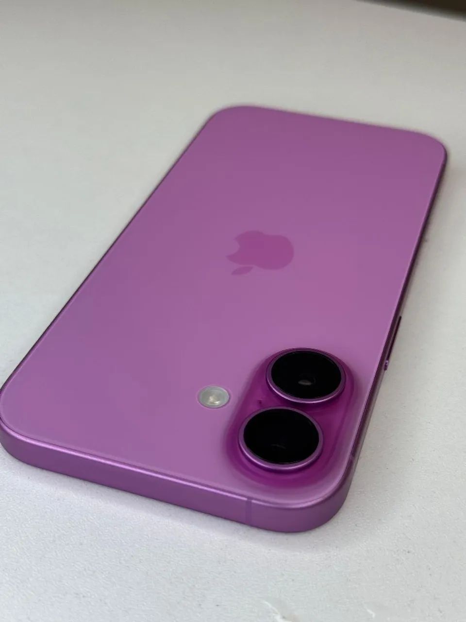 iPhone 16 semi novo  - Foto 2