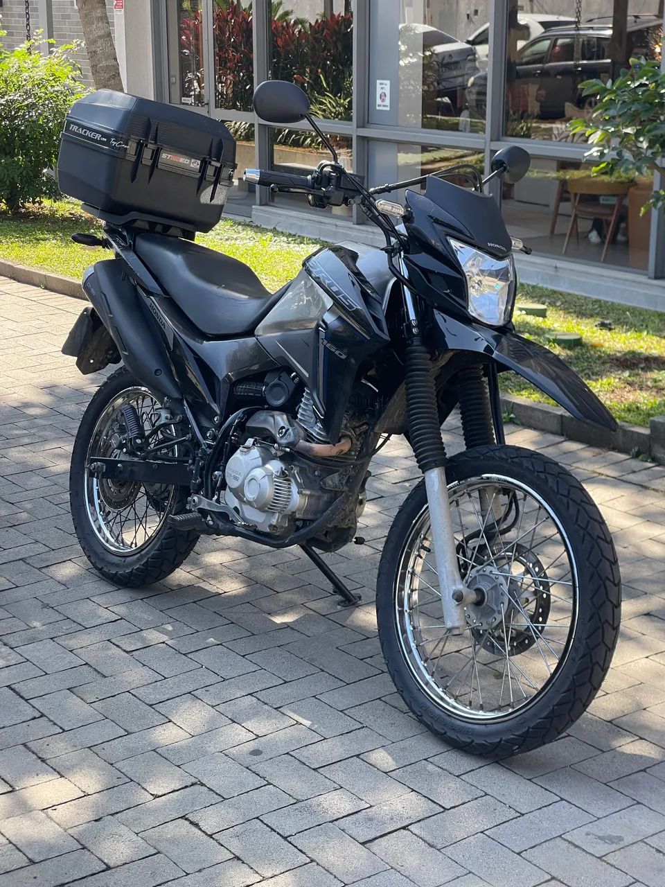 Bros 160