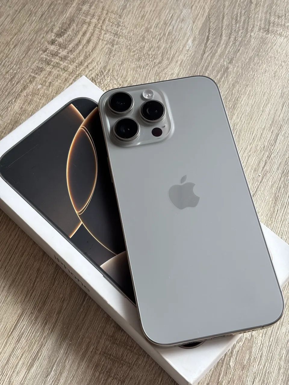 iPhone 16 Pro Max 256GB Garantia até ABRIL - Celulares e