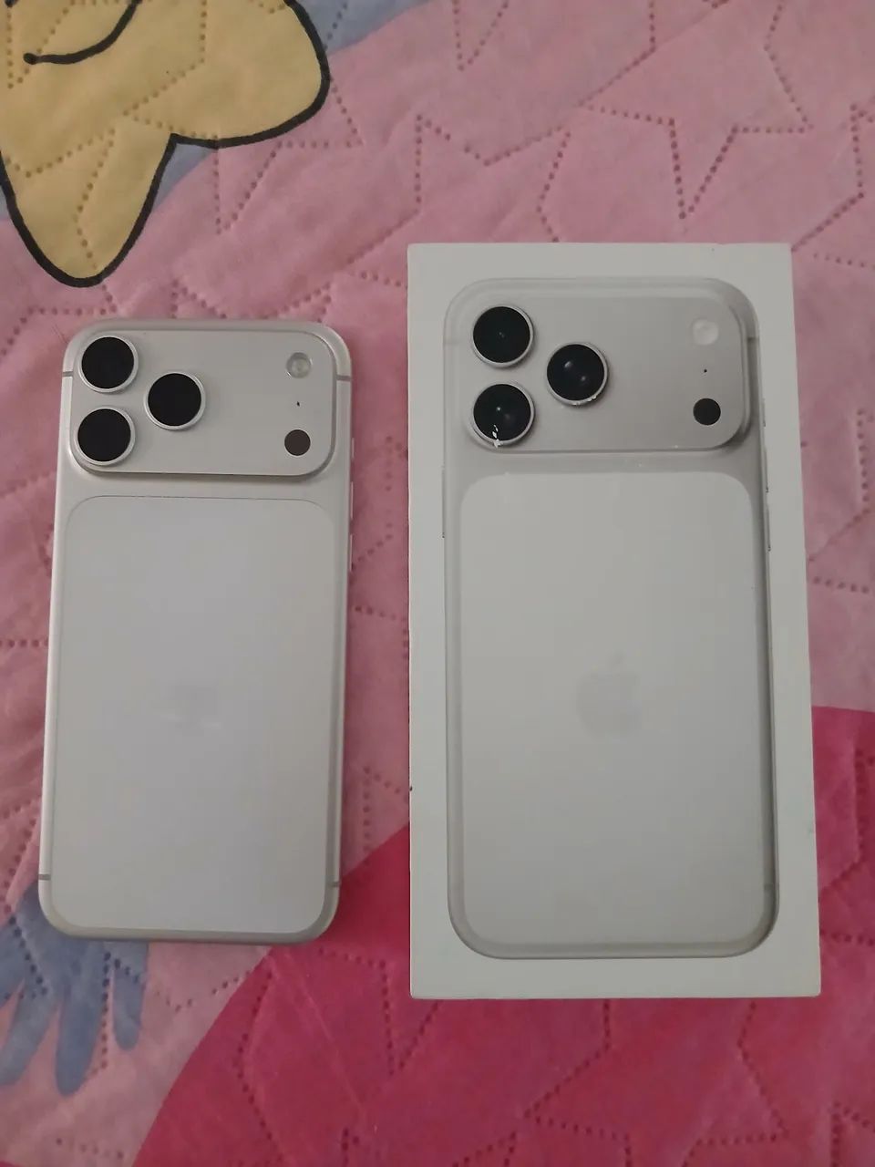 Iphone 17 Pro Max 256 GB Prateado Branco . Tempo de uso  7meses