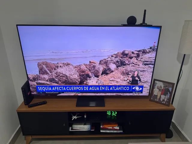 TV 65 polegadas Samsung Qled - Foto 2