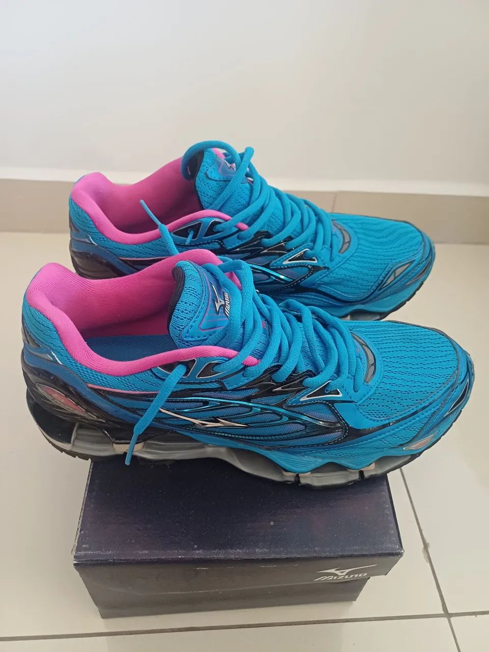 Mizuno tamanho 42 - Foto 3