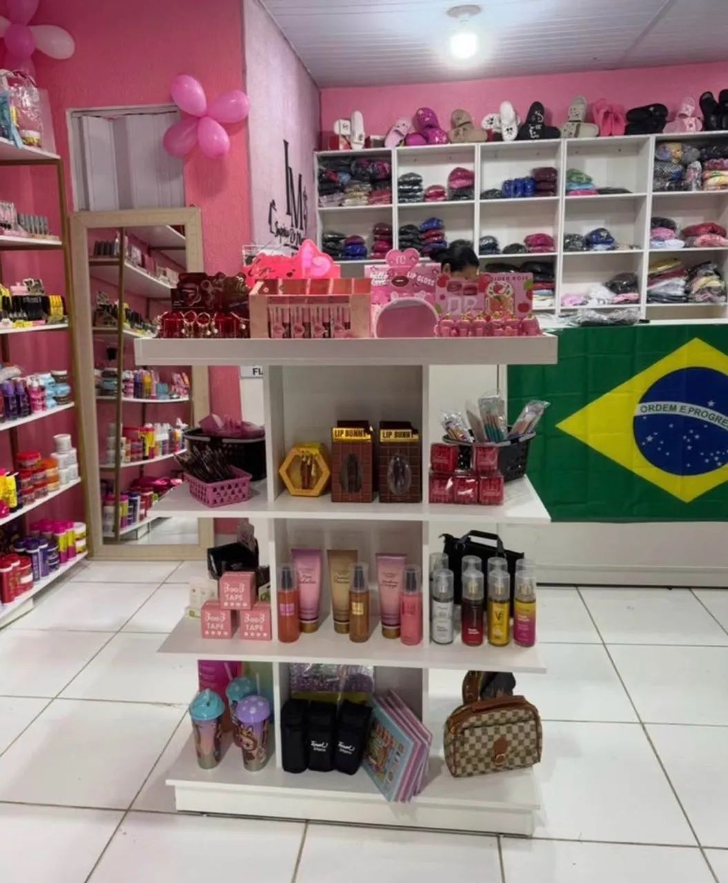 Gôndolas Expositoras em MDF  - Foto 4