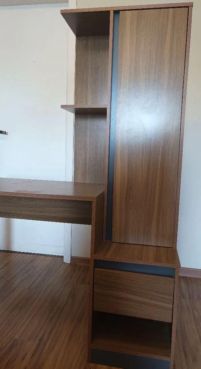 Escrivaninha com 3 nichos - Foto 4