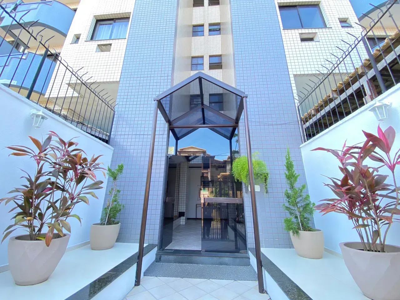 Amplo Apartamento Pertinho da Praia em Cabo Frio - Foto 2