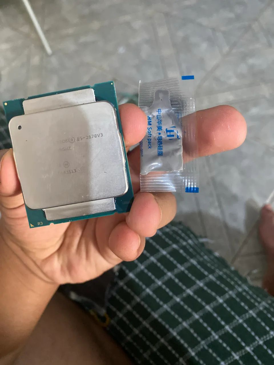 Intel xeon E5-2670V3  - Foto 5