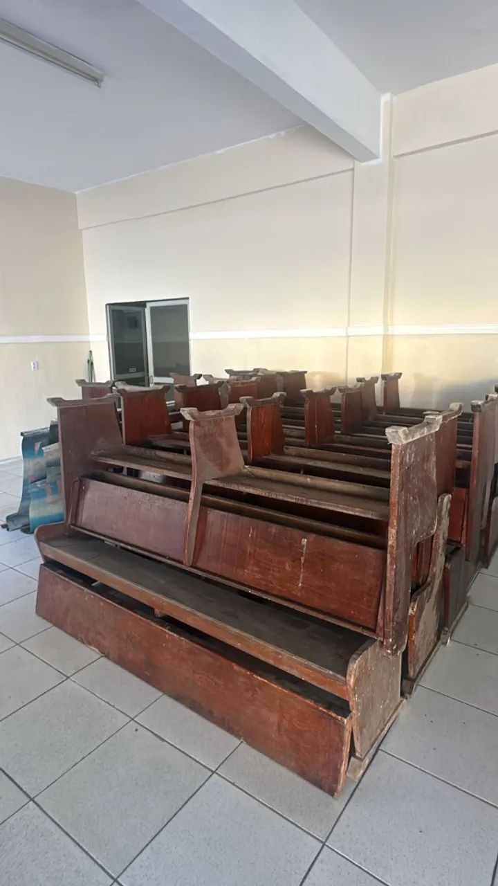 Bancos de Madeira Maciça (Igreja/Auditório/Eventos) - Lote com 25 und - Foto 3