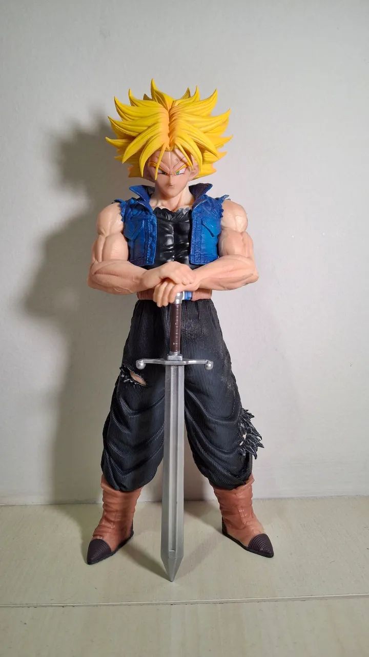 Trunks estátua dragon ball z