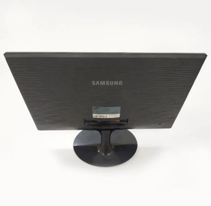 Vendo Monitor Samsung 21 Polegadas  - Foto 3