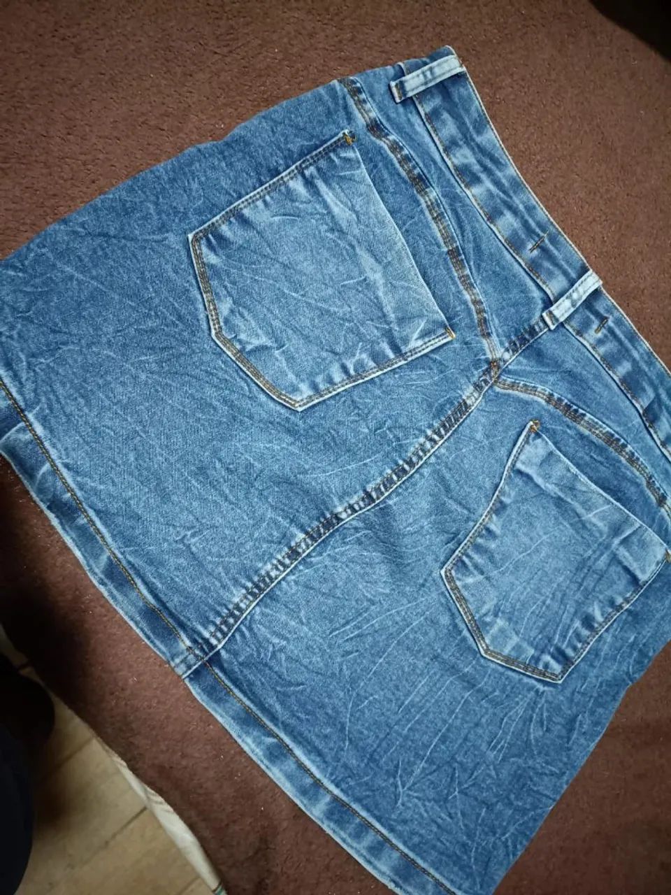 Linda saia jeans número 44 com elastano  - Foto 2