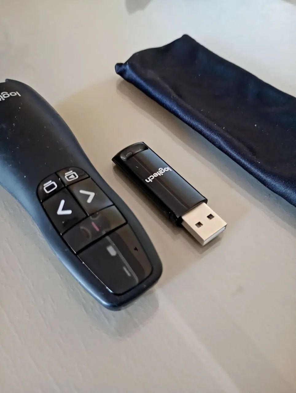 .Apresentador Sem Fio USB Logitech R400 Original <br>  - Foto 4