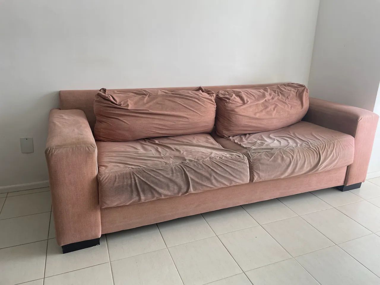 Sofa bege usado 