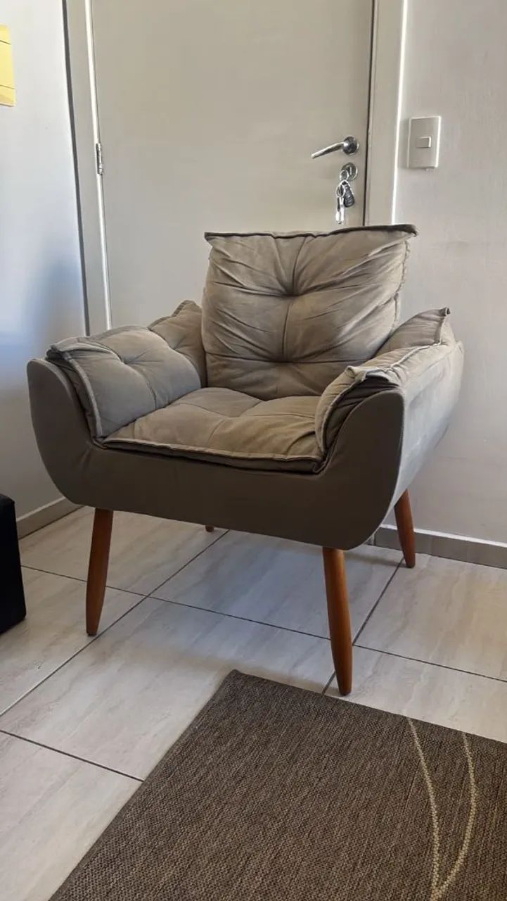 Poltrona Cadeira Resistente em Suede Capuccino  - Foto 4