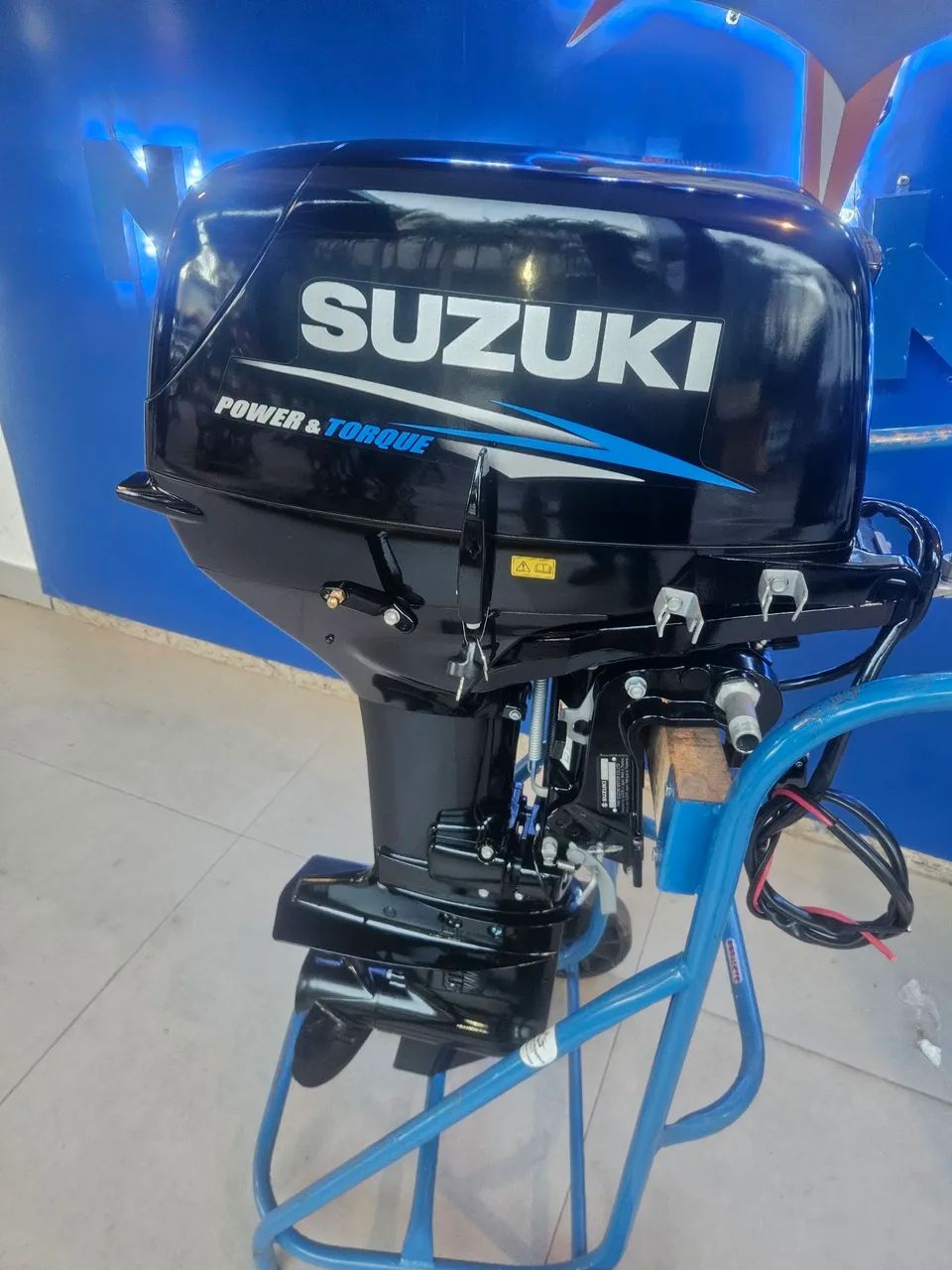 MOTOR DE POPA SUZUKI 30 ELETRICO COM COMANDO . - Foto 3