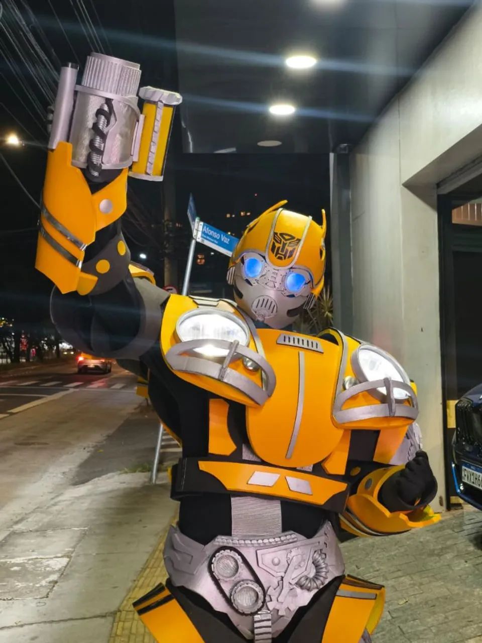 Transformers Bumblebe personagens para festas. - Foto 2